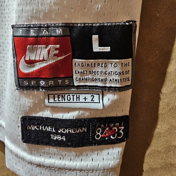 Michael Jordan #23 1984 Nike Team Sports Flight 8403 Chicago  Bulls NBA Jersey L - Picture 6 of 12